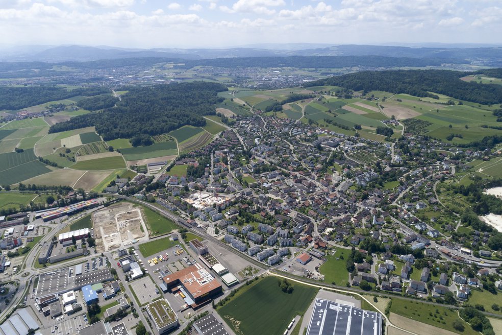 Dielsdorf-Luftaufnahmen-10-Luca-Rueedi_ul_2021_06_13 (1).jpg